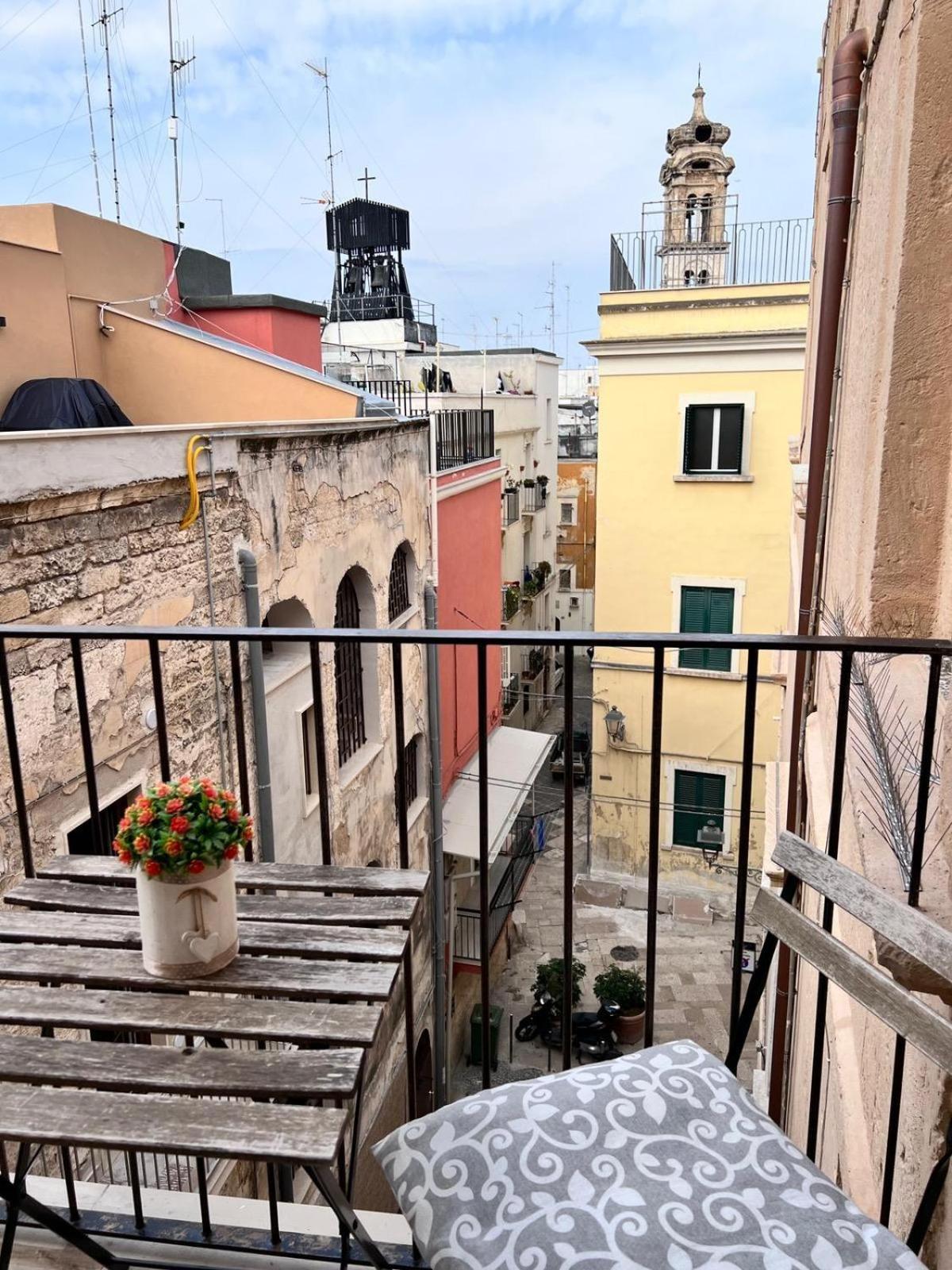 Macario Apartment In The Old Town Bari Exterior foto